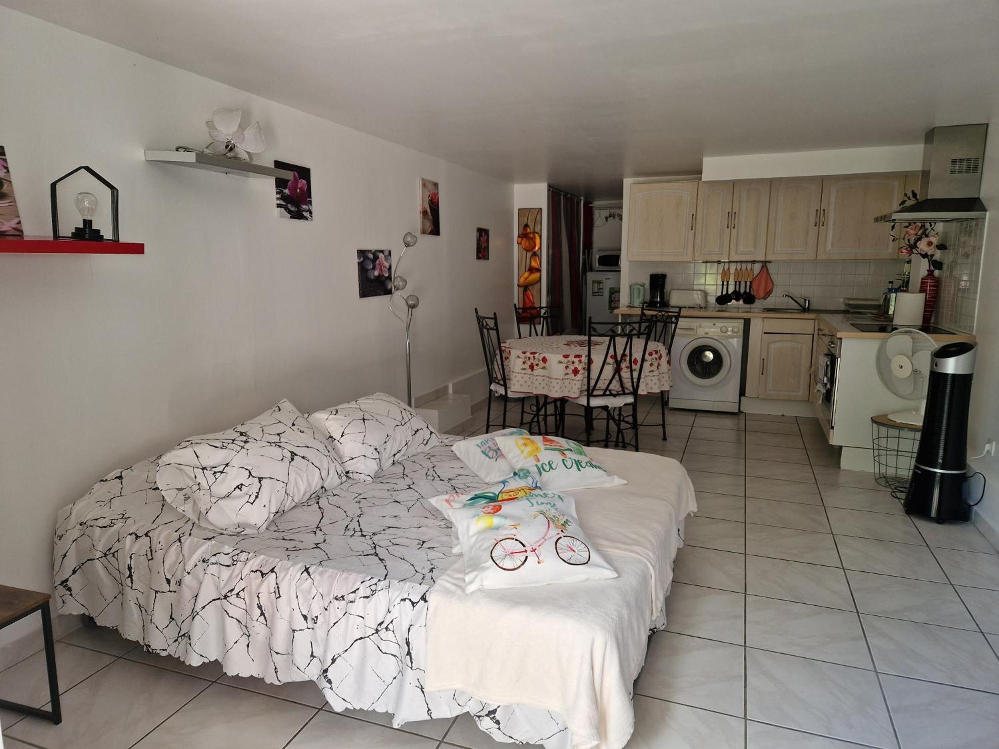 דירות לומיו Casa Prescilia חדר תמונה